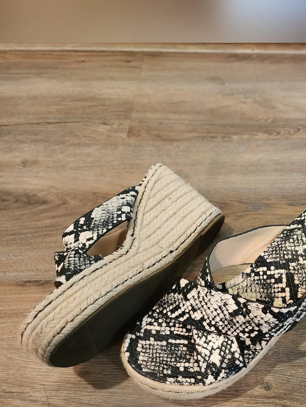 Women’s Black & White Snake-Print Espadrille Wedge Sandals
